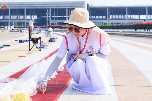 ภาพ No.121392:V.21 ลุยต่อ การเตรียมงาน เก็บงาน การรับบุญของเจ้าหน้าที่หน่วยงานต่างๆ เพื่อโครงการธรรมยาตรา กตัญญูบูชามหาปูชนียาจารย์ พระมงคลเทพมุนี (สด จนฺทสโร) พระผู้ปราบมาร อนุสรณ์สถาน 7 แห่ง ปีที่ 12 ระหว่างวันที่ 2 - 31 มกราคม พ.ศ.2567