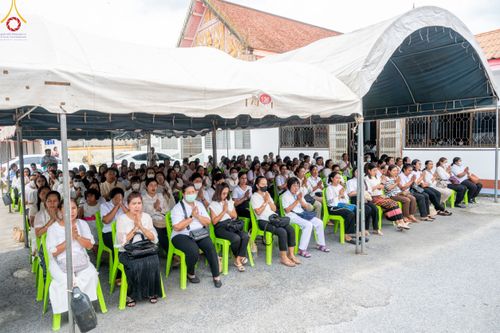 ภาพ No.87358:พิธีถวายสังฆทาน 323 วัด 4 จังหวัดชายแดนภาคใต้  ปีที่ 19 ครั้งที่ 165 พิธีมอบกองทุนหนุนแรงใจช่วยครูใต้  ปีที่ 16 ครั้งที่ 130 และพิธีทำบุญอุทิศส่วนกุศลให้ผู้วายชนม์ ณ วัดพุทธภูมิ อ.เมือง จ.ยะลา วันเสาร์ที่ 9 กันยายน พ.ศ. 2566