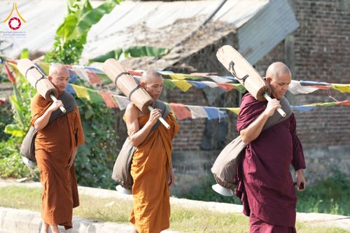 ภาพ No.132086:พิธีต้อนรับ พระ-สามเณร ธรรมยาตรา ในโครงการบรรพชา 1,250 รูป ณ แดนประสูติ สวนลุมพินี ประเทศเนปาล วันที่ 16-17 มีนาคม พ.ศ. 2567