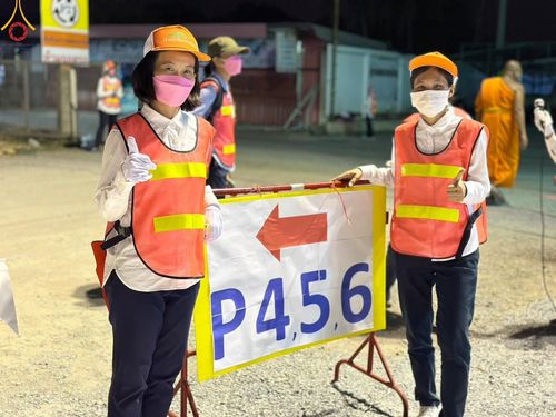 ภาพ No.110039:V.8 พลังทีม การเตรียมงาน เก็บงาน การรับบุญของเจ้าหน้าที่หน่วยงานต่างๆ เพื่อโครงการธรรมยาตรา กตัญญูบูชามหาปูชนียาจารย์ พระมงคลเทพมุนี (สด จนฺทสโร) พระผู้ปราบมาร อนุสรณ์สถาน 7 แห่ง ปีที่ 12 ระหว่างวันที่ 2 - 31 มกราคม พ.ศ.2567