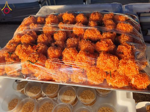 ภาพ No.200914:พิธีถวายภัตตาหารเป็นสังฆทาน แด่พระธรรมยาตรา ณ อนุสรณ์สถานบางปลา วัดบางปลา อำเภอบางเลน จังหวัดนครปฐม ในโครงการธรรมยาตรา กตัญญูบูชา มหาปูชนียาจารย์ พระมงคลเทพมุนี(สด จนฺทสโร) พระผู้ปราบมาร อนุสรณ์สถาน 7 แห่ง ปีที่ 13 วันที่ 24 มกราคม พ.ศ. 2568