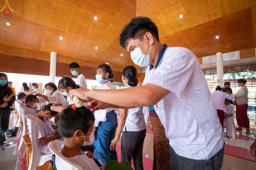 ภาพ No.44833:ประมวลภาพพิธีบรรพชา ในโครงการบรรพชาสามเณรฟื้นฟูพระพุทธศาสนาทั่วไทย ณ ศูนย์อบรมเยาวชนบางปะหัน