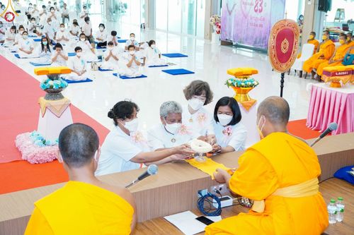 ภาพ No.48121:ประมวลภาพพิธีทอดผ้าป่าสามัคคี ณ ศูนย์ปฏิบัติธรรมภาคใต้ อ.บางกล่ำ จ.สงขลา