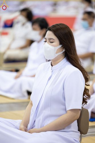 ภาพ No.52305:ประมวลภาพพิธีบูชาข้าวพระ (วันอาทิตย์ต้นเดือนตุลาคม) ณ วัดพระธรรมกาย จ.ปทุมธานี 