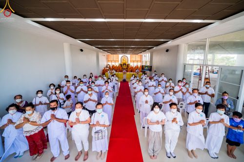 ภาพ No.45967:ประมวลภาพพิธีตักบาตร โครงการบรรพชาสามเณรฟื้นฟูพระพุทธศาสนาทั่วไทย ณ ศูนย์ปฏิบัติธรรมสมุทรปราการบางบ่อ 