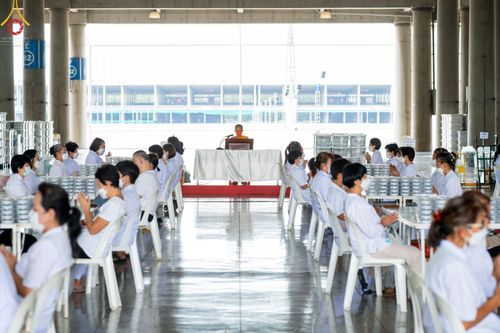 ภาพ No.49431:ประมวลภาพสาธุชนร่วมรับบุญ แกะถ่าน Led วันที่ 10 สิงหาคม พ.ศ. 2565 ณ วัดพระธรรมกาย