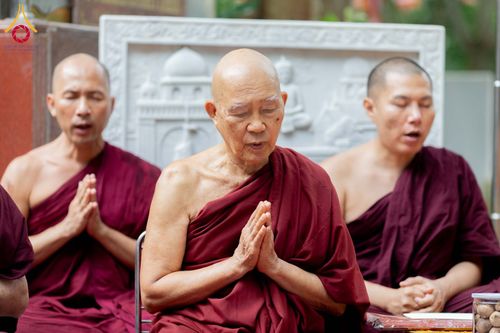 ภาพ No.344502:วันที่ 8-11 สิงหาคม พ.ศ.2569 “ประเพณีเข้าพรรษา เชื่อมพระพุทธศาสนาสองแผ่นดิน” ถวายเทียนพรรษา 9 วัด ณ นครโฮจิมินห์ สาธารณรัฐสังคมนิยมเวียดนาม