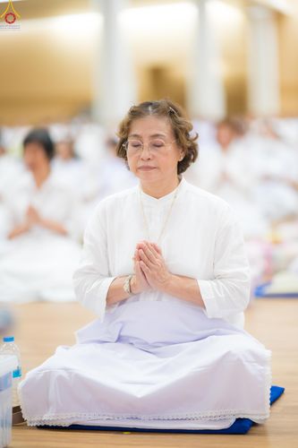 ภาพ No.280624:วันที่ 28 ธันวาคม พ.ศ.2568 พิธีถวายอุปกรณ์ทำความสะอาด ณ ห้องแก้วสารพัดนึก วัดพระธรรมกาย