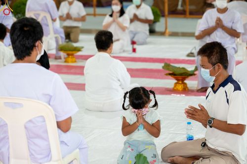 ภาพ No.47459:ประมวลภาพพิธีตัดปอยผม โครงการบรรพชาอุปสมบทหมู่ รุ่นเข้าพรรษา 2565