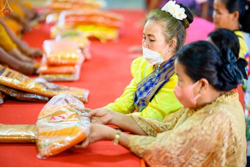 ภาพ No.52853:ประมวลภาพพิธีทอดกฐินสามัคคี ณ วัดโนนสมบูรณ์ จังหวัดปราจีนบุรี (วันที่ 14 ตุลาคม พ.ศ. 2565)