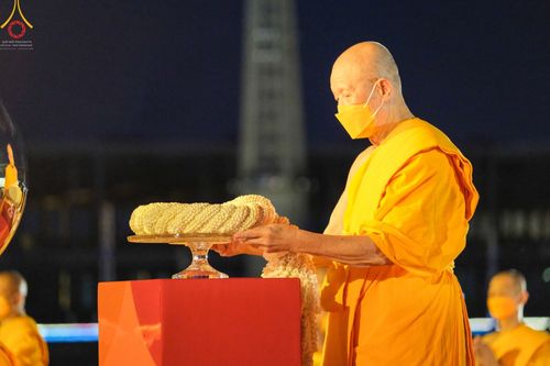 ภาพ No.45005:ประมวลภาพพิธีจุดประทีป​ วันคุ้ม​ครองโลก ณ วัดพระธรรมกาย