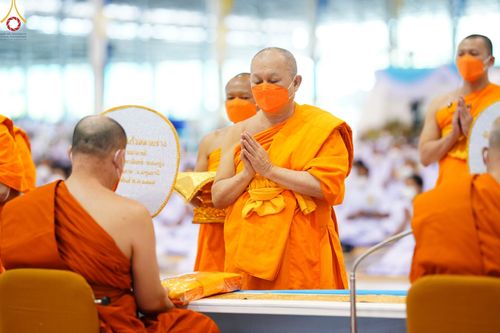 ภาพ No.48575:ประมวลภาพพิธีรำลึกถึงนักสร้างบารมี ในวันมหารำลึก ครั้งที่ 32 ณ วัดพระธรรมกาย