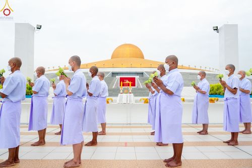 ภาพ No.51007:ประมวลภาพพิธีบรรพชาอุปสมบท โครงการบรรพชาอุปสมบทหมู่ รุ่นวันครูวิชชาธรรมกาย ปีพุทธศักราช 2565