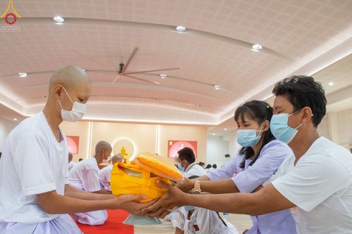 ภาพ No.44949:ประมวลภาพพิธีบรรพชา ในโครงการบรรพชาสามเณรฟื้นฟูพระพุทธศาสนาทั่วไทย ณ ศูนย์อบรมเยาวชนกาญจนบุรี