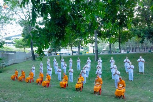 ภาพ No.44181:ประมวลภาพพิธีตัดปอยผมนาคธรรมทายาท รุ่นวันคุ้มครองโลกเฟส 1  ณ วัดพระธรรมกาย