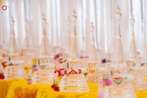 ภาพ No.48455:ประมวลภาพประธานมูลนิธิธรรมกายถวายเทียนพรรษา 43 วัด ในเขตจังหวัดไพลิน ประเทศกัมพูชา