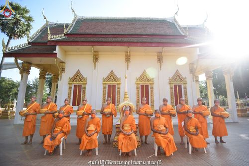 ภาพ No.40942:พิธีตัดปอยผม ปลงผม ขอขมารับผ้าไตรและพิธีบรรพชา ในโครงการอุปสมบท บูชาธรรมมหาปูชนียาจารย์ ประจำปี 2564 ชุดที่ 18