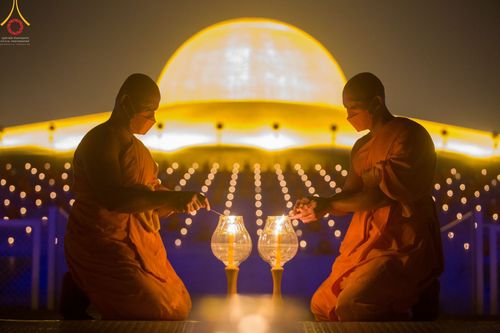 ภาพ No.43495:ประมวลภาพวันมาฆบูชา ประจำปี พ.ศ. 2565 ณ วัดพระธรรมกาย (ชุดที่ 2)