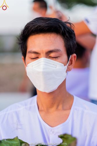 ภาพ No.39578:พิธีตัดปอยผม ปลงผม ขอขมารับผ้าไตรและพิธีบรรพชา ในโครงการอุปสมบท บูชาธรรมมหาปูชนียาจารย์ ประจำปี 2564 ชุดที่ 3