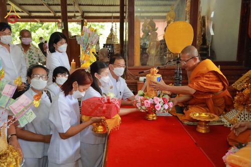 ภาพ No.53468:ประมวลภาพพิธีทอดกฐินสามัคคี ณ วัดบ้านด่าน จ.สุพรรณบุรี (วันที่ 15 ตุลาคม พ.ศ. 2565)