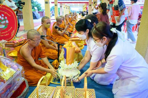 ภาพ No.53075:ประมวลภาพพิธีทอดกฐินสามัคคี ณ วัดพระยาสุเรนทร์ กรุงเทพมหานคร  (วันที่ 16 ตุลาคม พ.ศ. 2565)