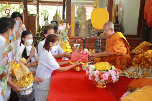 ภาพ No.53469:ประมวลภาพพิธีทอดกฐินสามัคคี ณ วัดบ้านด่าน จ.สุพรรณบุรี (วันที่ 15 ตุลาคม พ.ศ. 2565)