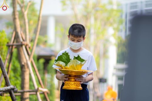 ภาพ No.44467:ประมวลภาพพิธีปลงผม โครงการบรรพชาสามเณรหน่อแก้วเปรียญธรรมรุ่นที่ 10