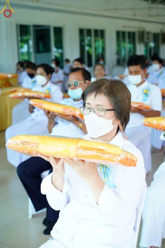ภาพ No.50560:ประมวลภาพพิธีทอดผ้าป่าระบบไฟฟ้าถาวร ณ ศูนย์ปฏิบัติธรรมพระมงคลเทพมุนี