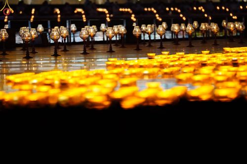 ภาพ No.55355:ประมวลภาพพิธีลอยกระทงธรรม ณ วัดพระธรรมกาย (วันที่ 8 พฤศจิกายน พ.ศ. 2565)