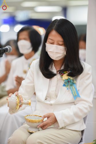 ภาพ No.49790:ประมวลภาพพิธีสักการะรูปหล่อพระมงคลเทพมุนี หลวงปู่วัดปากน้ำ ณ ห้างทวีกิจคอมเพล็กซ์ อ.เมือง จ.สระบุรี