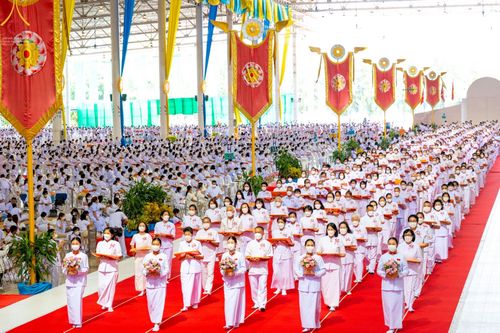 ภาพ No.46844:ประมวลภาพพิธีทอดผ้าป่าธรรมชัย ณ วัดพระธรรมกาย (5 มิถุนายน พ.ศ. 2565)