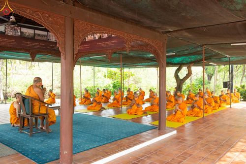 ภาพ No.43685:เมืองโบราณ ร่วมกับกองนครหลวง 6 จัดพิธีบรรพชาถวายเป็นพุทธบูชา