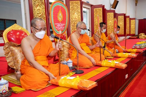 ภาพ No.40647:วัดพระธรรมกาย เป็นเจ้าภาพพิธีบำเพ็ญกุศลสวดพระอภิธรรมอุทิศถวายพระเดชพระคุณ พระวิสุทธิวงศาจารย์