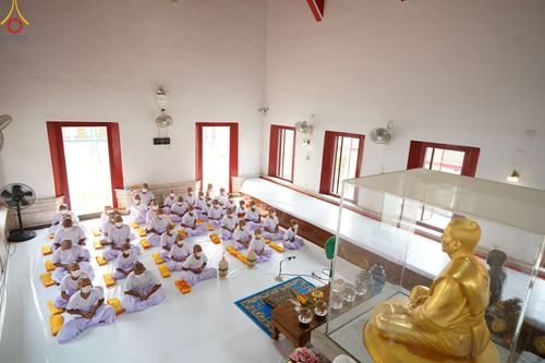 ภาพ No.44711:ประมวลภาพพิธีบรรพชา ในโครงการบรรพชาสามเณรฟื้นฟูพระพุทธศาสนาทั่วไทย ณ วัดสองพี่น้อง