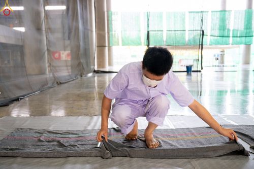 ภาพ No.47371:ประมวลภาพกิจวัตร-กิจกรรม ธรรมทายาท ในโครงการบรรพชาอุปสมบทหมู่ รุ่นเข้าพรรษา