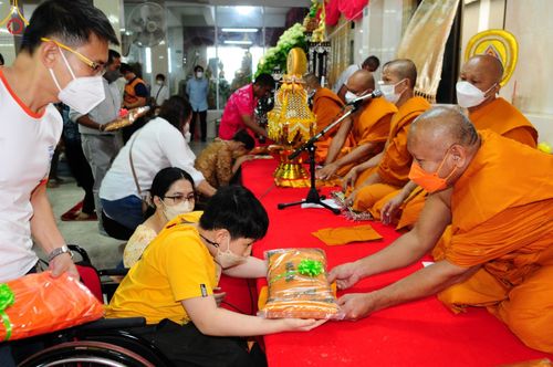 ภาพ No.54117:ประมวลภาพพิธีทอดกฐินสามัคคี ณ วัดคุณหญิงส้มจีน จ.ปทุมธานี (วันที่ 16 ตุลาคม พ.ศ. 2565)