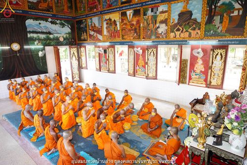 ภาพ No.40187:พิธีตัดปอยผม ปลงผม ขอขมารับผ้าไตรและพิธีบรรพชา ในโครงการอุปสมบท บูชาธรรมมหาปูชนียาจารย์ ประจำปี 2564 ชุดที่ 10