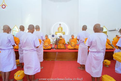ภาพ No.40520:พิธีตัดปอยผม ปลงผม ขอขมารับผ้าไตรและพิธีบรรพชา ในโครงการอุปสมบท บูชาธรรมมหาปูชนียาจารย์ ประจำปี 2564 ชุดที่ 14