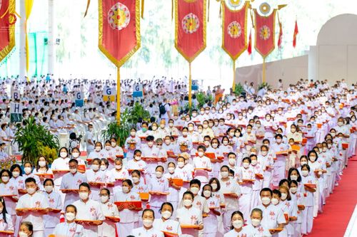 ภาพ No.46849:ประมวลภาพพิธีทอดผ้าป่าธรรมชัย ณ วัดพระธรรมกาย (5 มิถุนายน พ.ศ. 2565)