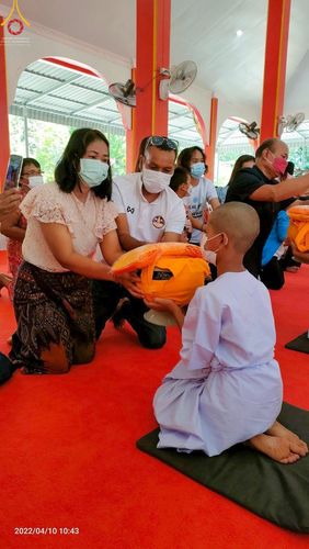 ภาพ No.45758:ประมวลภาพกิจกรรม โครงการบรรพชาสามเณรฟื้นฟูพระพุทธศาสนาทั่วไทย ณ วัดเวฬุวัน และศูนย์ปฏิบัติธรรมและอบรมเยาวชนยะลา