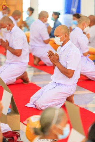 ภาพ No.39799:พิธีตัดปอยผม ปลงผม ขอขมารับผ้าไตรและพิธีบรรพชา ในโครงการอุปสมบท บูชาธรรมมหาปูชนียาจารย์ ประจำปี 2564 ชุดที่ 6