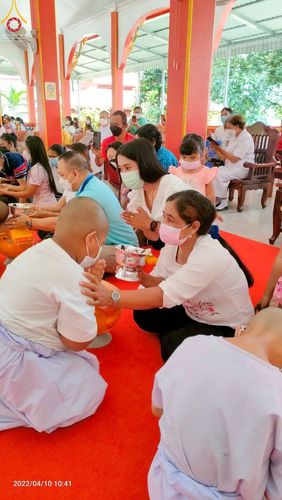 ภาพ No.45768:ประมวลภาพกิจกรรม โครงการบรรพชาสามเณรฟื้นฟูพระพุทธศาสนาทั่วไทย ณ วัดเวฬุวัน และศูนย์ปฏิบัติธรรมและอบรมเยาวชนยะลา