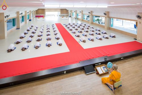 ภาพ No.39484:พิธีตัดปอยผม ปลงผม ขอขมารับผ้าไตรและพิธีบรรพชา ในโครงการอุปสมบท บูชาธรรมมหาปูชนียาจารย์ ประจำปี 2564  ชุดที่ 2