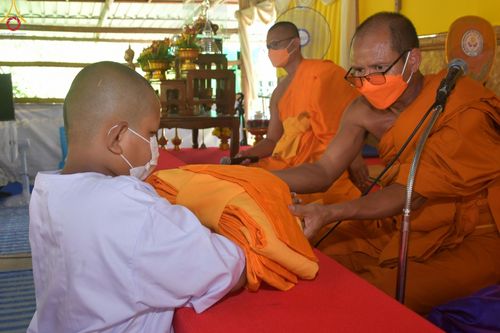 ภาพ No.44792:ประมวลภาพพิธีบรรพชา ในโครงการบรรพชาสามเณรฟื้นฟูพระพุทธศาสนาทั่วไทย ณ ศูนย์อบรมเยาวชนปัตตานี