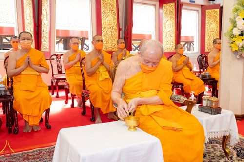ภาพ No.40648:วัดพระธรรมกาย เป็นเจ้าภาพพิธีบำเพ็ญกุศลสวดพระอภิธรรมอุทิศถวายพระเดชพระคุณ พระวิสุทธิวงศาจารย์