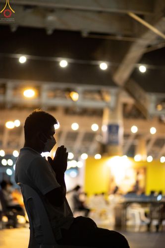 ภาพ No.49132:ประมวลภาพพิธีจุดประทีป  ในวันสมาธิโลก (วันเสาร์ที่ 6 สิงหาคม พ.ศ. 2565)