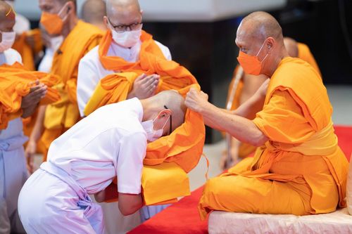 ภาพ No.47671:ประมวลภาพพิธีอุปสมบท โครงการบรรพชาอุปสมบทหมู่ รุ่นเข้าพรรษา 2565