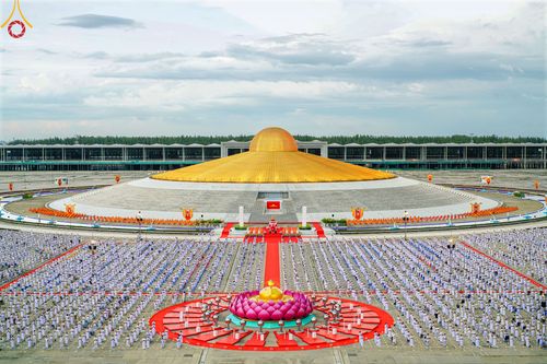 ภาพ No.52548:ประมวลภาพวันคล้ายวันเกิดครบรอบ 138 ปี พระมงคลเทพมุนี (สด จนฺทสโร) พระผู้ปราบมาร ชุดที่ 2