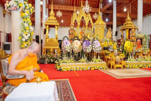 ภาพ No.40650:วัดพระธรรมกาย เป็นเจ้าภาพพิธีบำเพ็ญกุศลสวดพระอภิธรรมอุทิศถวายพระเดชพระคุณ พระวิสุทธิวงศาจารย์