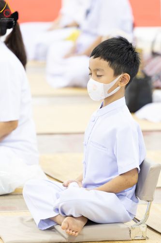 ภาพ No.52312:ประมวลภาพพิธีบูชาข้าวพระ (วันอาทิตย์ต้นเดือนตุลาคม) ณ วัดพระธรรมกาย จ.ปทุมธานี 